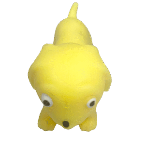 כלב נמתח חול